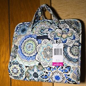 NWT VERA BRADLEY HANGING ORGANIZER SKETCHED MEDALLION Pattern